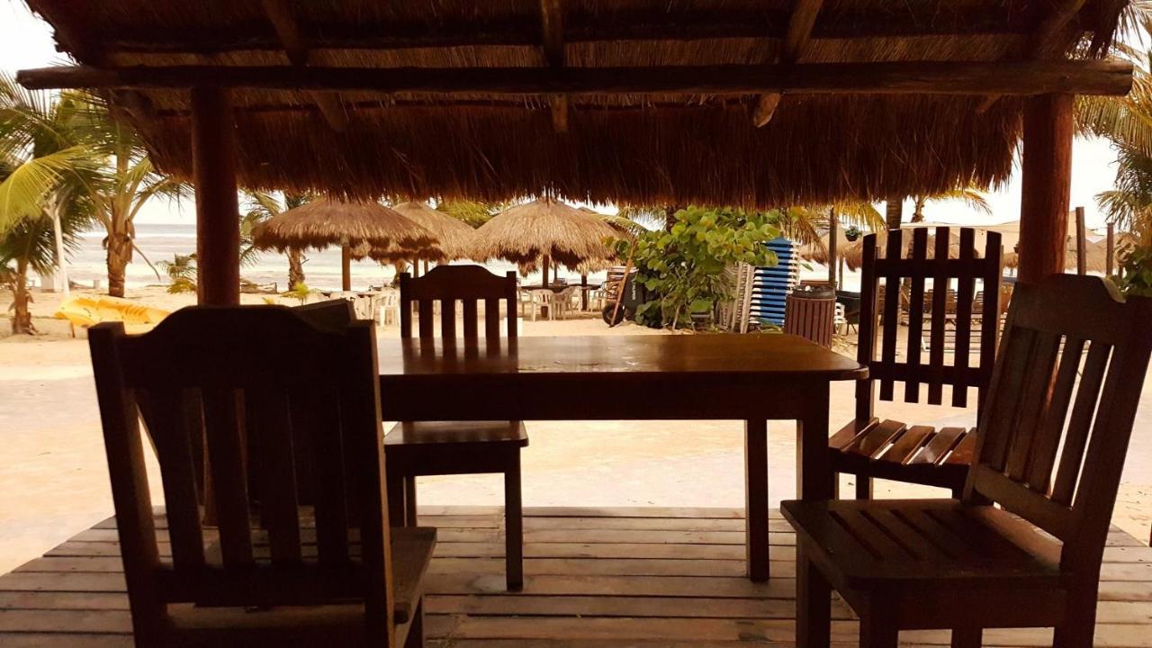 Hotel El Caballo Blanco 마아우알 외부 사진