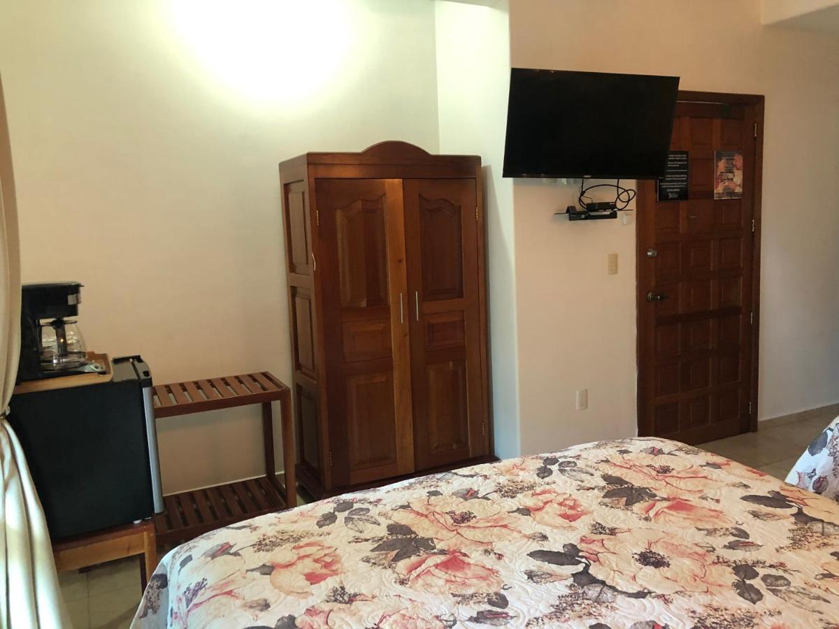 Hotel El Caballo Blanco 마아우알 외부 사진